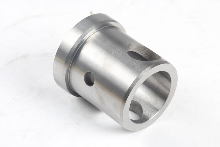 Carbide nozzle for cage valves